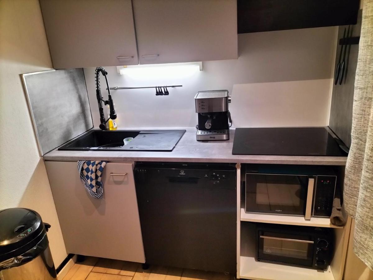 Maison Dans Une Residence De Vacances Gallargues-le-Montueux Esterno foto