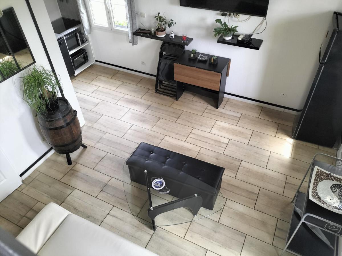 Maison Dans Une Residence De Vacances Gallargues-le-Montueux Esterno foto